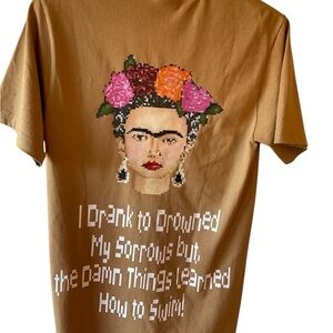 NWOT. Shaka Wear Heavyweight Tee.  SzS. Unisex.